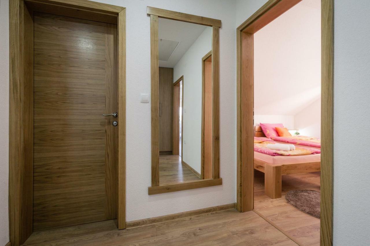 Apartment Ivan & Iva Gornji Vaganac Luaran gambar
